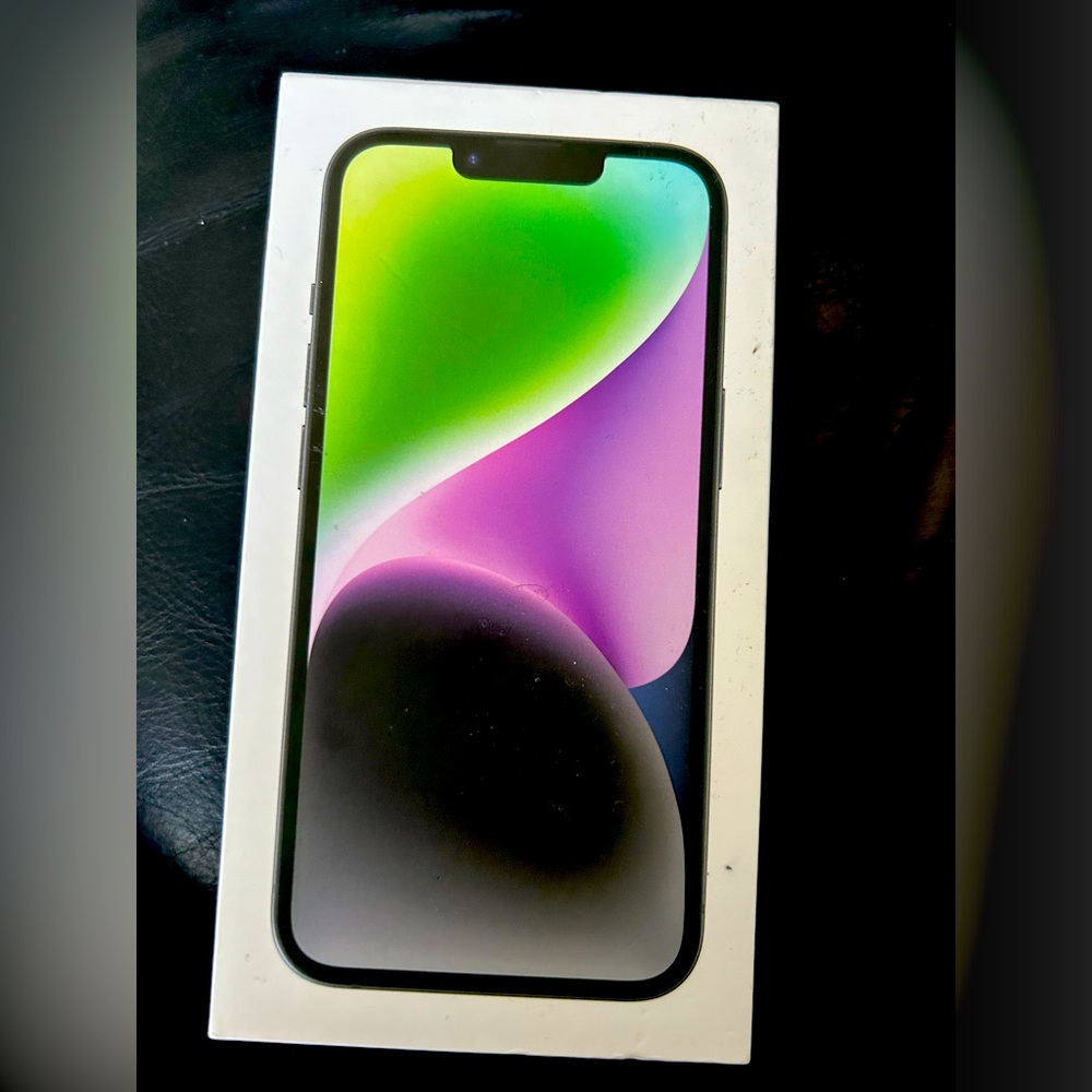 iPhone 13